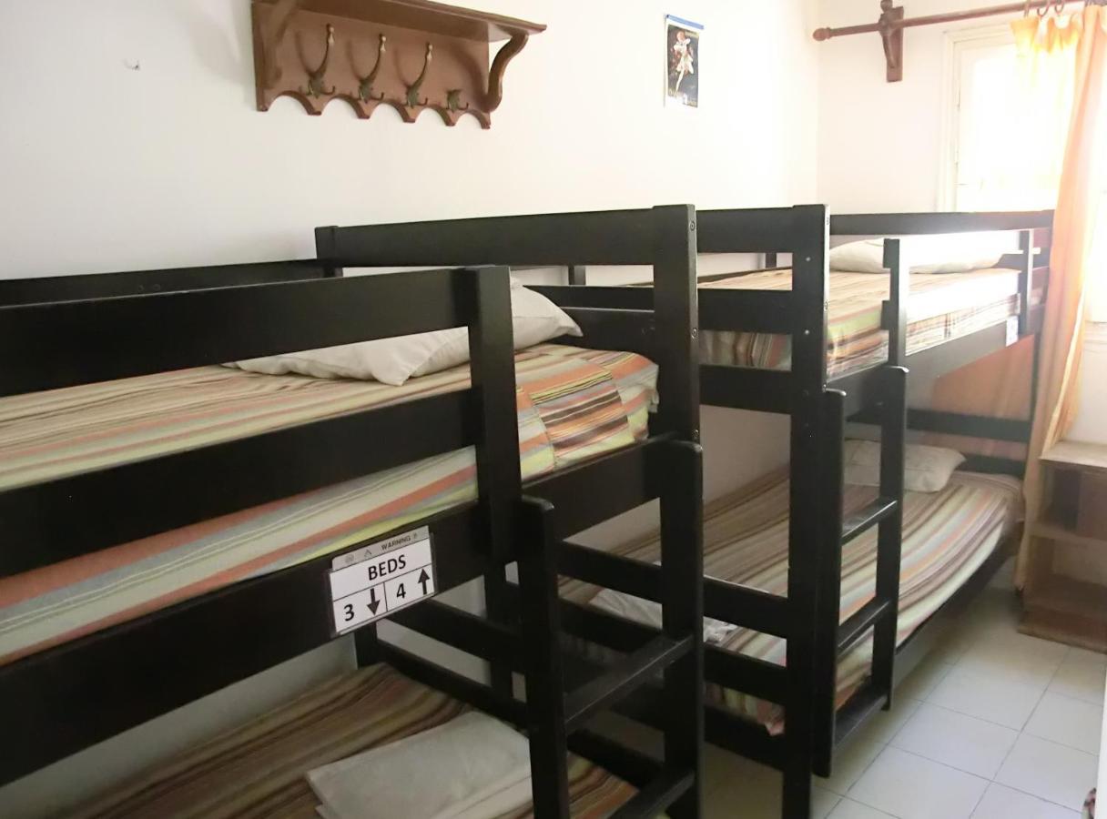 Santorini Camping & Hostel Fira  Ngoại thất bức ảnh