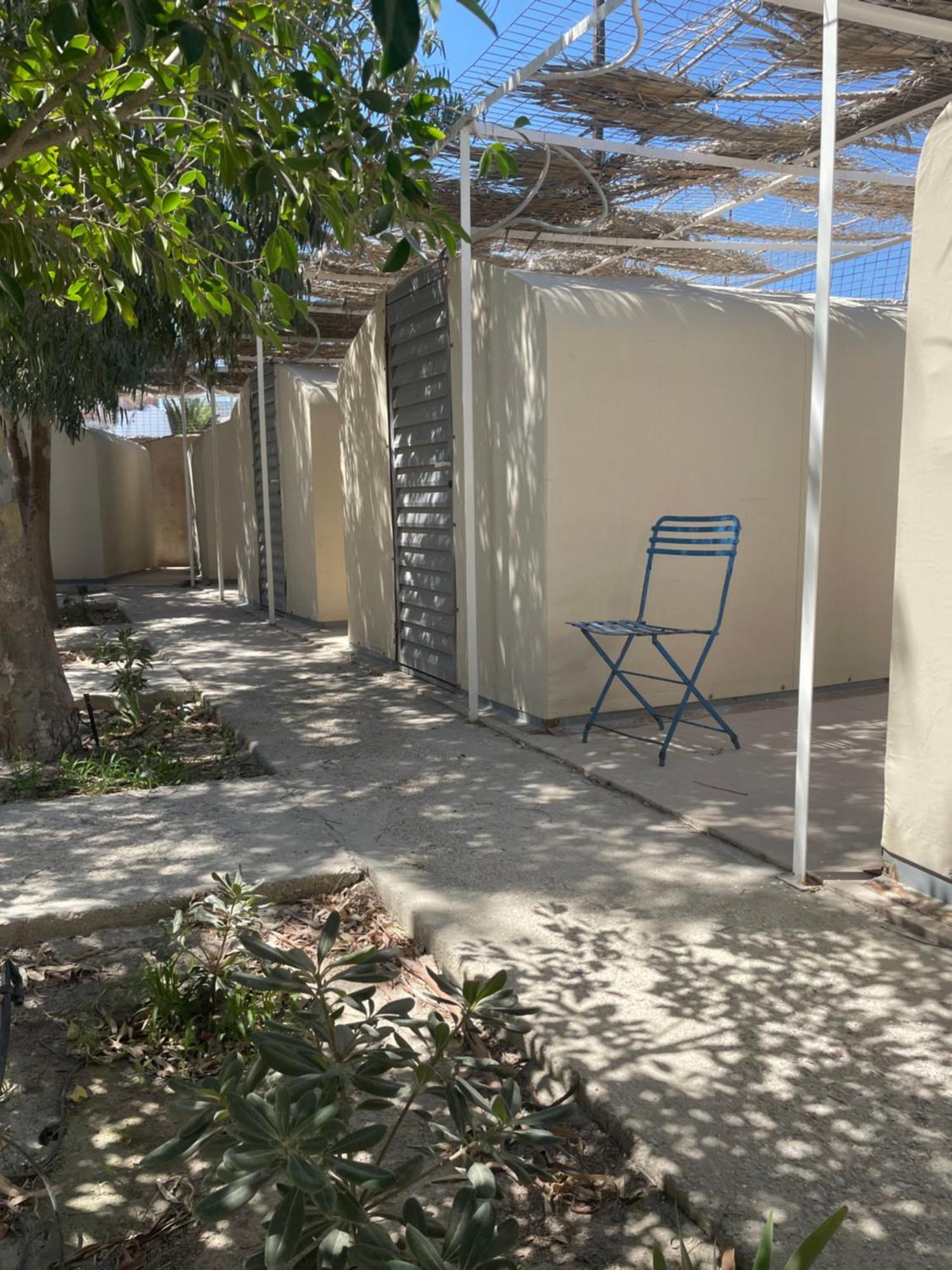 Santorini Camping & Hostel Fira  Ngoại thất bức ảnh